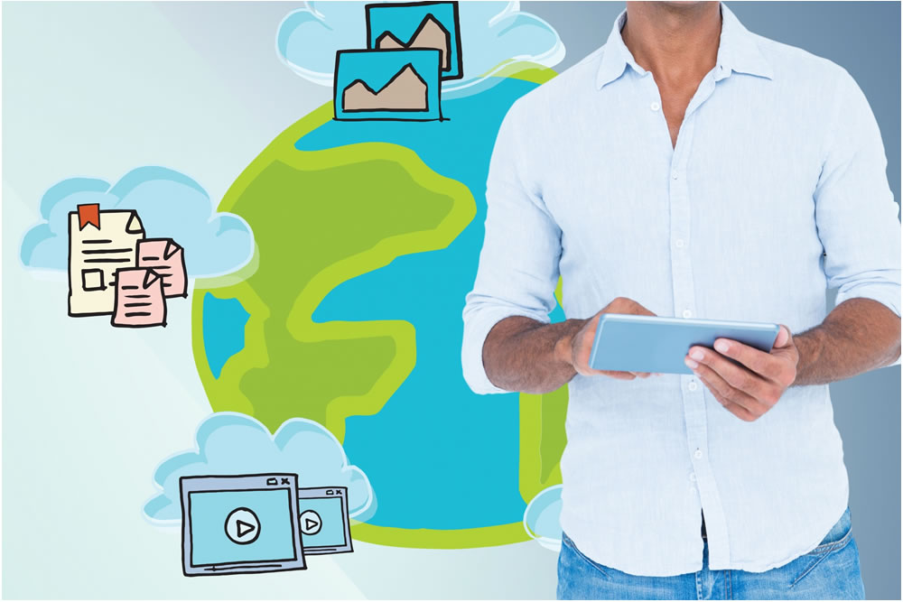 Persona con tablet rodeada de iconos de contenido digital como imágenes, documentos y vídeos sobre un globo terráqueo ilustrado